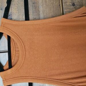 EUC Lululemon Hold Tight Tank Top, roasted brown, size 4